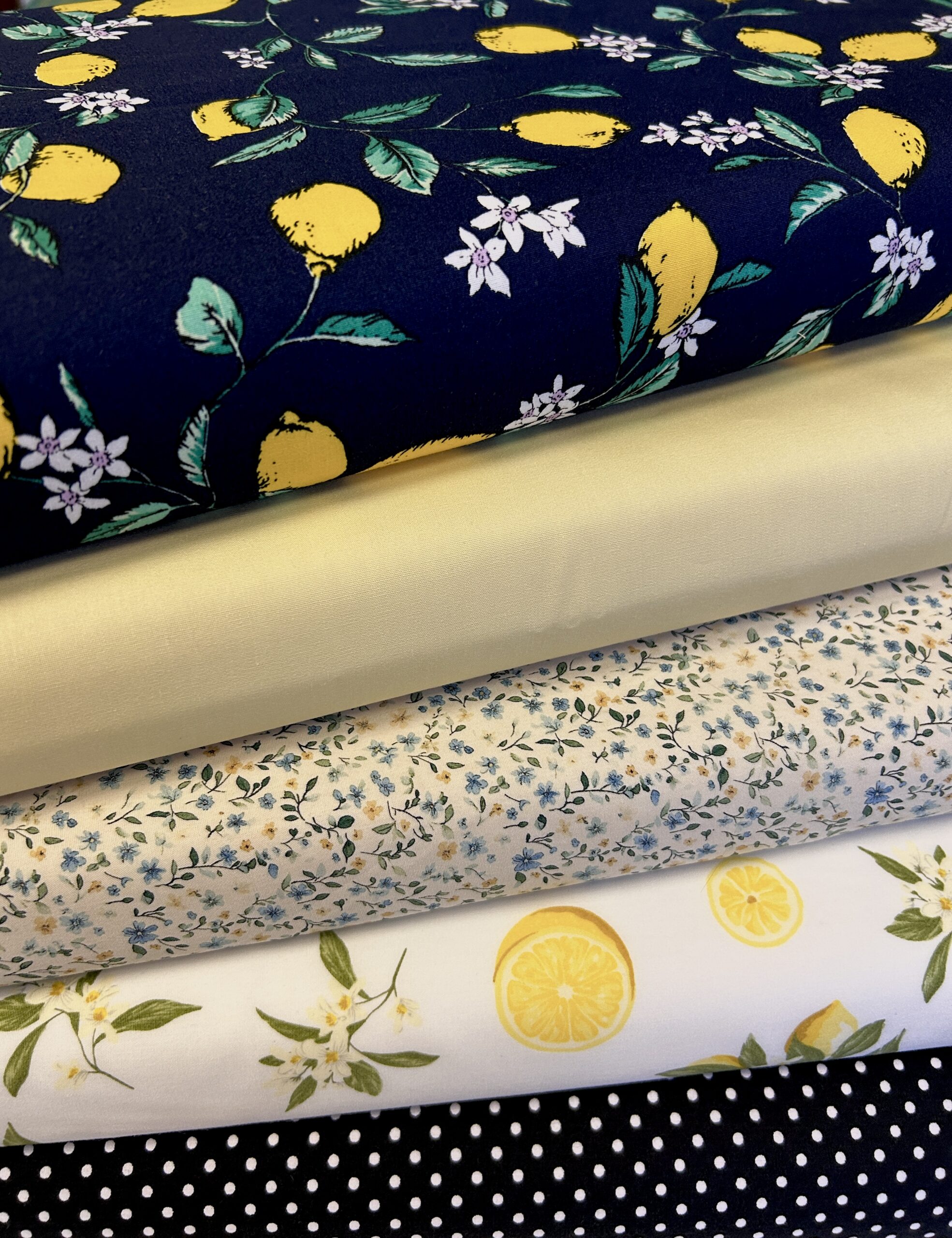 JR46 - 4/5/10 inch S/Q'S, Jelly Roll, Fat Quarters
