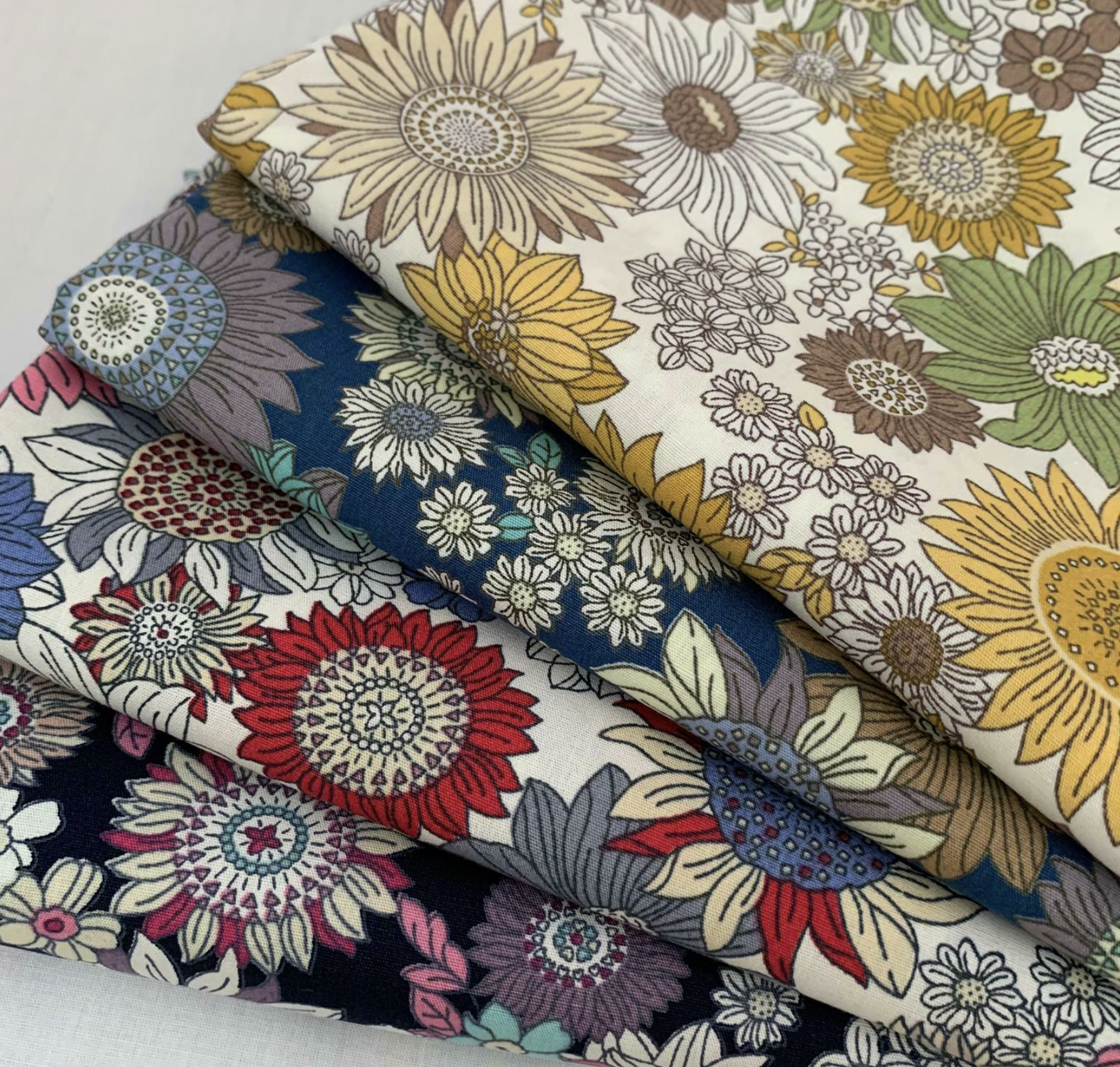 Rose & Hubble - 60's Sunflower Ochre & Green CP0736 - Image 2